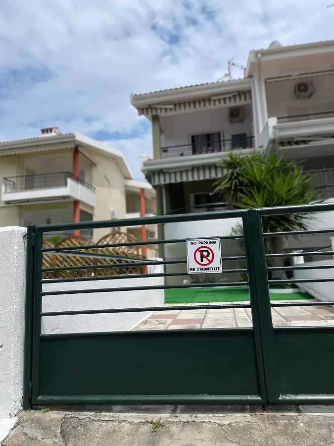 Bella Maisonette Pefkochori Guest house
